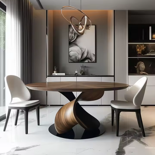 Ongrijpbare eettafel